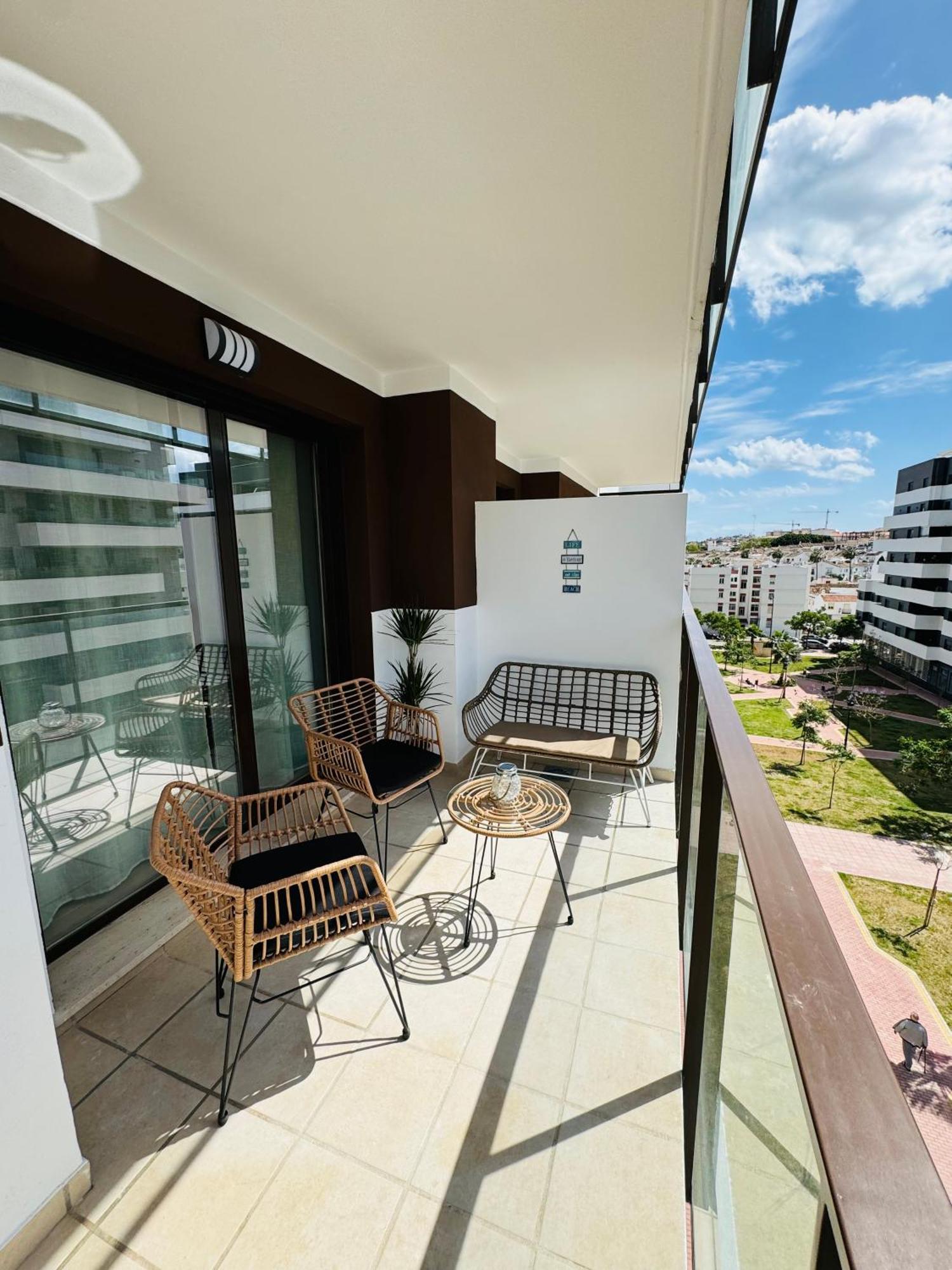 Апартаменты Parking Privado! Sol Y Mar Tu Hogar En La Costa Эстепона Экстерьер фото
